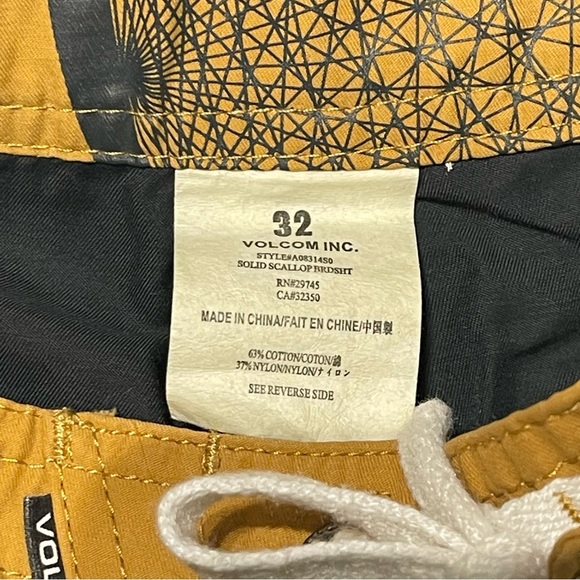 Volcom Men’s Swim Trunks Board Shorts Size 32 Preowned Preowned - Picture 3 of 5